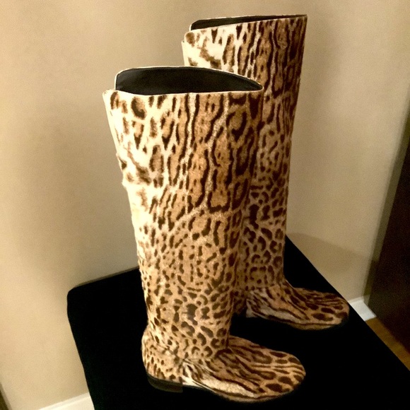 Stuart Weitzman Shoes - Stunning Stuart Weitzman’s Tall Boots